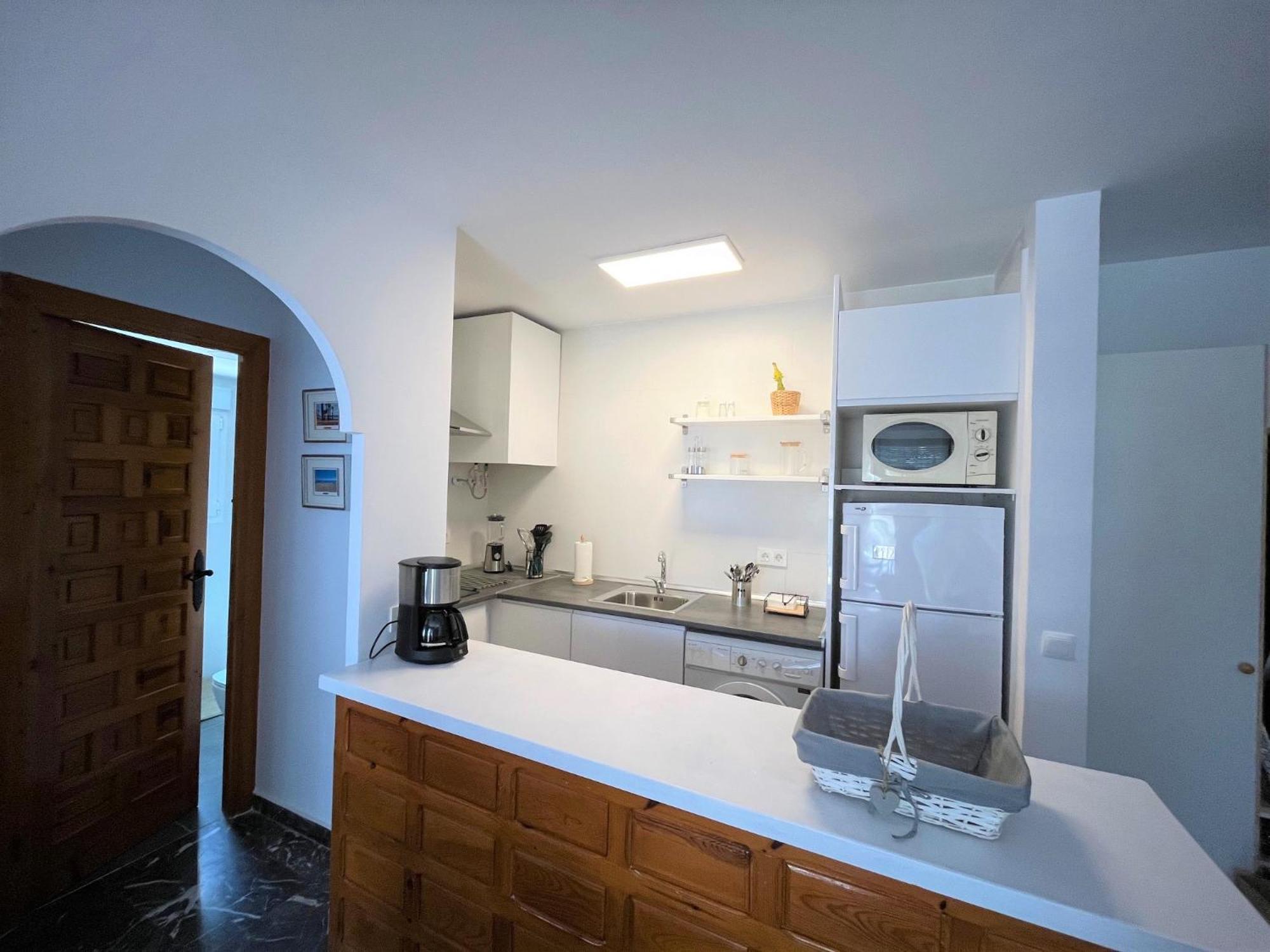 Al Monacar Vistas Al Mar, Parking, Aire Acondicionado Y Wifi * Almunecar